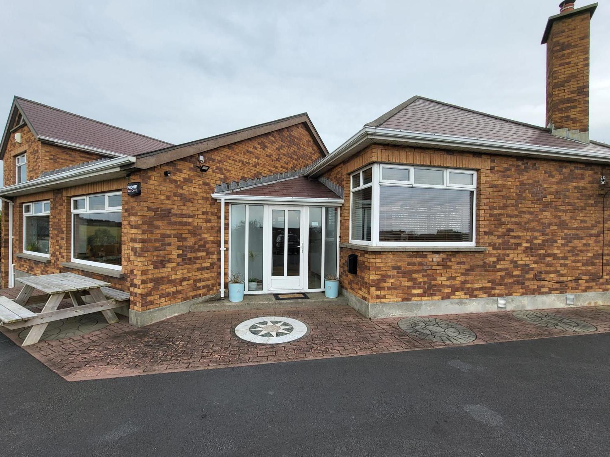 Red Brick House Rosses Point Sligo Exterior foto